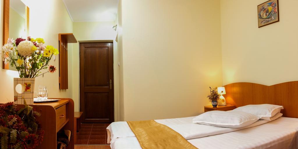 Hotel Riviera Sinaia Camera foto
